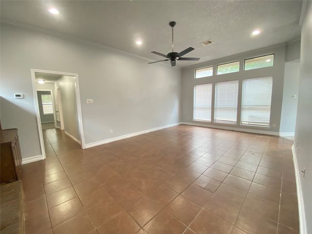 4131 Crossgate Court, Arlington, TX 76016