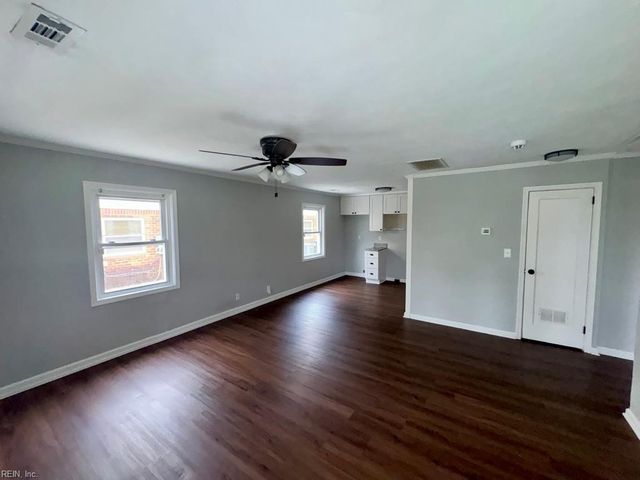 552 Ashlawn DR, Norfolk, VA 23505