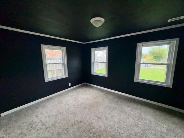 552 Ashlawn DR, Norfolk, VA 23505