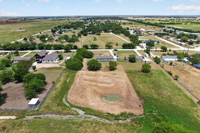11529 Old Stoney Road, Ponder, TX 76259
