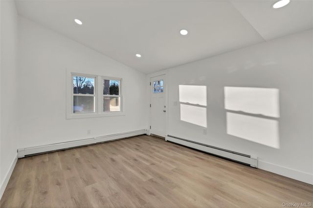 21 John Drive, Farmingville, NY 11738