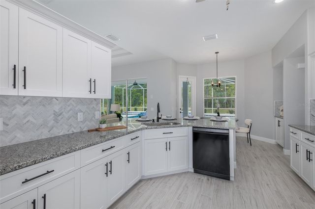 38 VINCA STREET, Homosassa, FL 34446