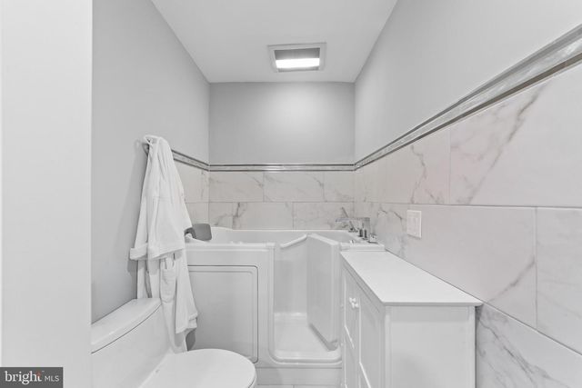 264-A GLEN RD, Monroe Township, NJ 08831