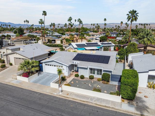 826 Arroyo Vista Drive, Palm Springs, CA 92264