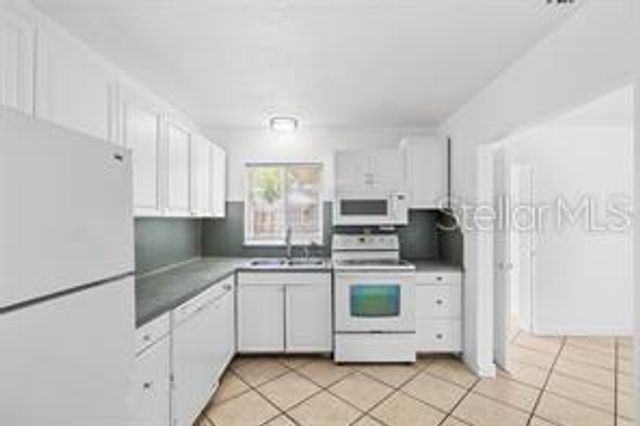 2196 BELL CHEER DRIVE, Clearwater, FL 33764