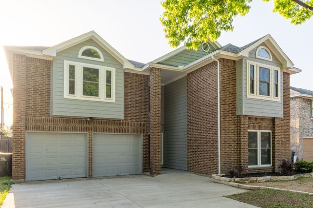 6400 Meadow Glen Drive, Arlington, TX 76018