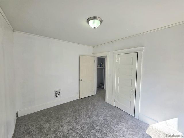 47 Pilgrim Street, Highland Park, MI 48203