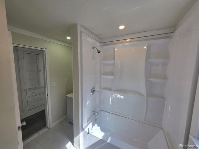 47 Pilgrim Street, Highland Park, MI 48203