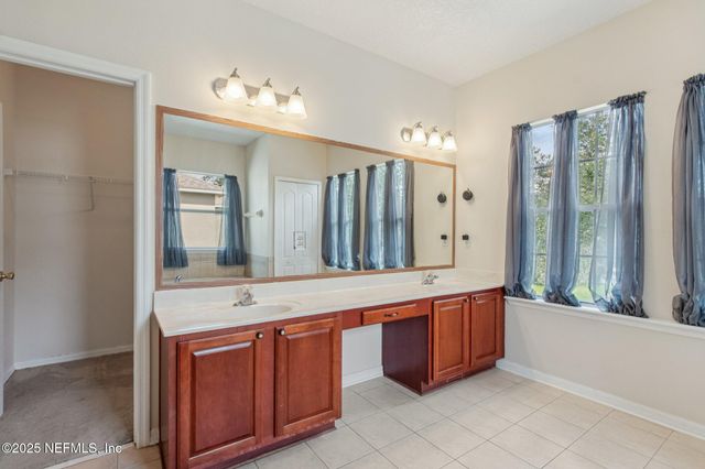 631 WAKEVIEW Drive, Orange Park, FL 32065