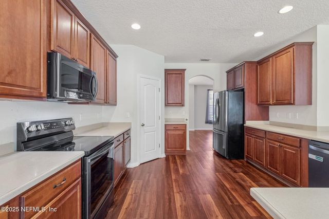 631 WAKEVIEW Drive, Orange Park, FL 32065
