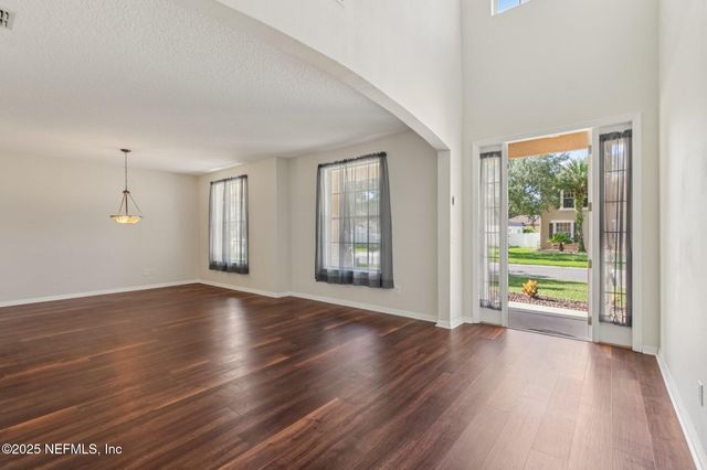 631 WAKEVIEW Drive, Orange Park, FL 32065