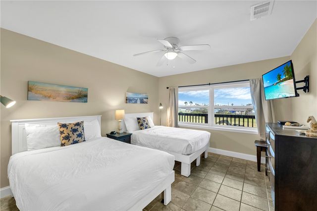 1129 Eleventh St 10, Port Aransas, TX 78373