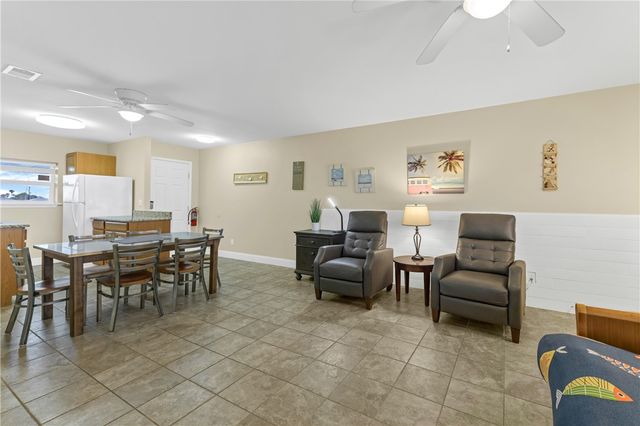 1129 Eleventh St 10, Port Aransas, TX 78373