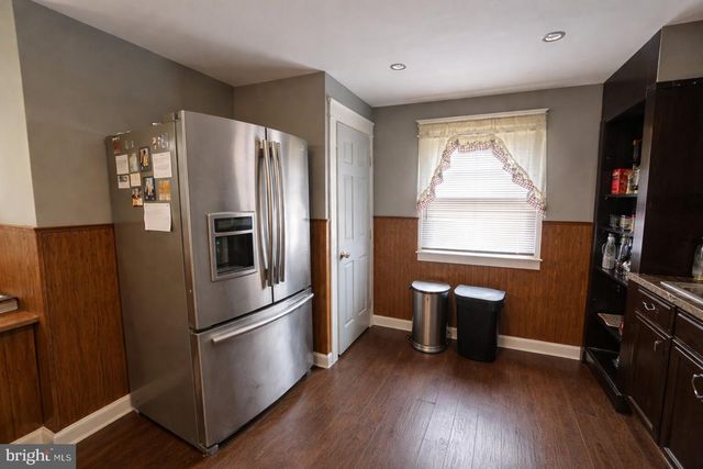 84 E ESSEX AVE, Lansdowne, PA 19050