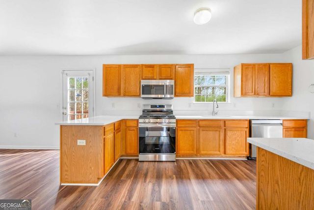 3448 Craggy Perch, Douglasville, GA 30135