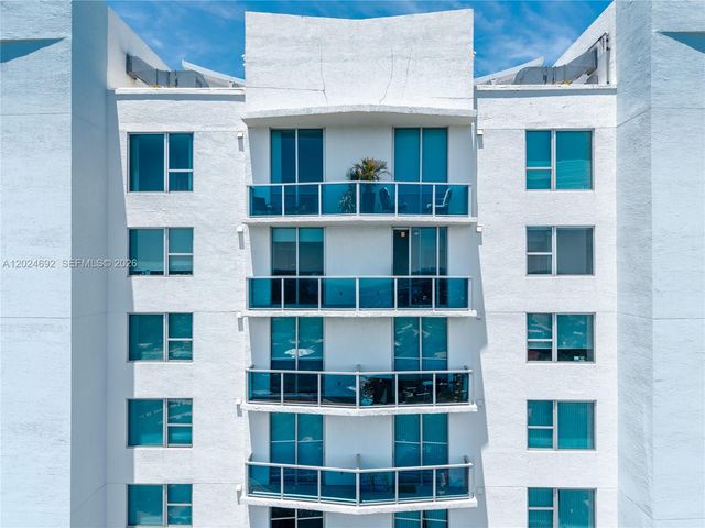 2641 N Flamingo Rd 2605N, Sunrise, FL 33323