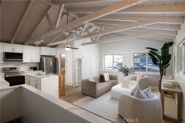 613 36th Street, Newport Beach, CA 92663