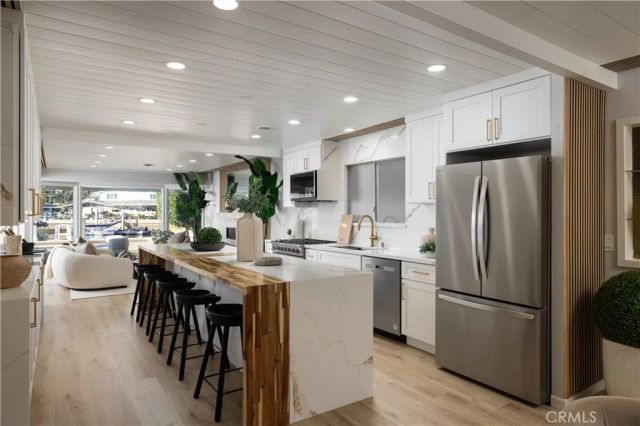 613 36th Street, Newport Beach, CA 92663