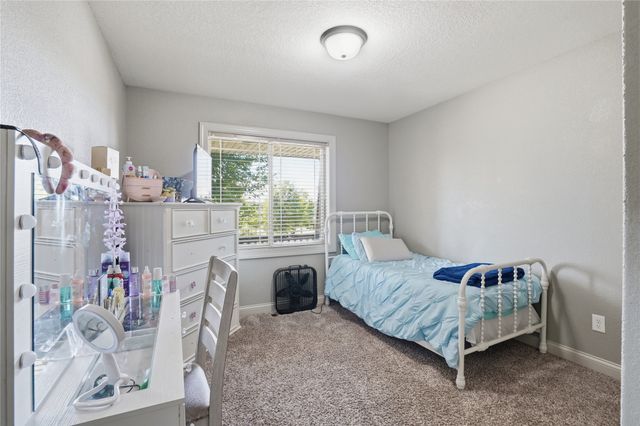 1430 Sugar Creek Circle, Waukee, IA 50263