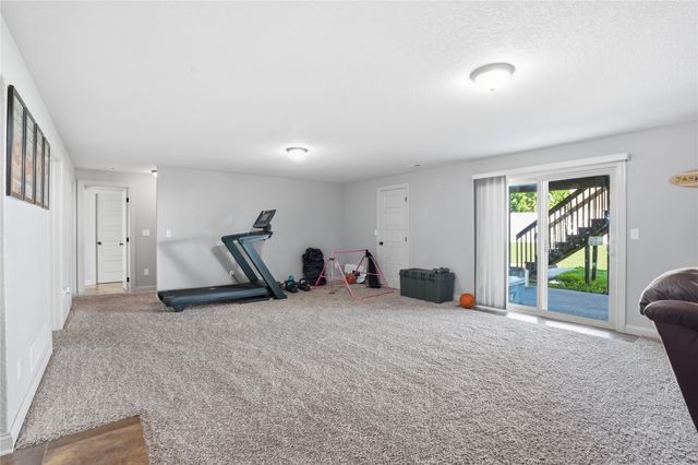 1430 Sugar Creek Circle, Waukee, IA 50263