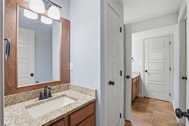 1430 Sugar Creek Circle, Waukee, IA 50263