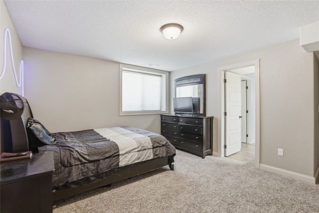1430 Sugar Creek Circle, Waukee, IA 50263