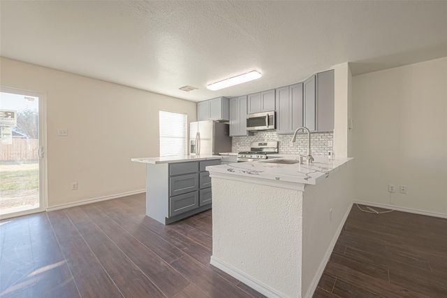 19839 Rustic Lake Lane, Cypress, TX 77433