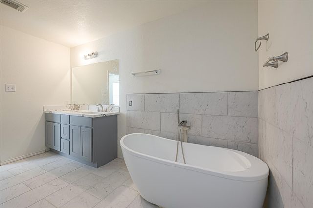 19839 Rustic Lake Lane, Cypress, TX 77433