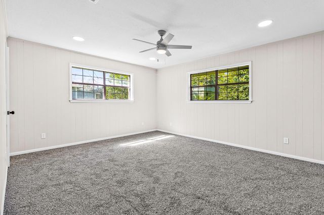 407 Quincy Avenue, Alto, TX 75925