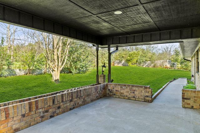 407 Quincy Avenue, Alto, TX 75925