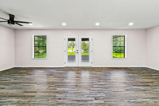 407 Quincy Avenue, Alto, TX 75925
