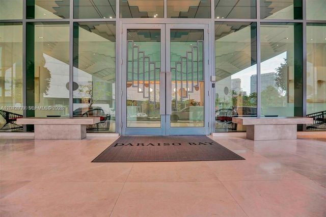 650 NE 32nd St 2406, Miami, FL 33137
