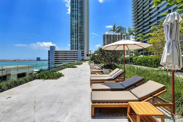 650 NE 32nd St 2406, Miami, FL 33137