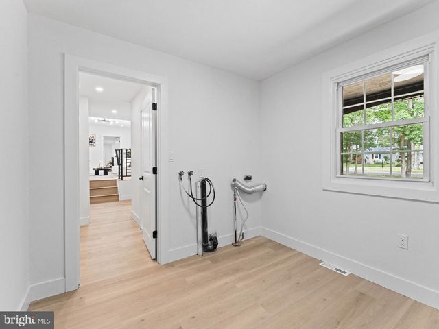 223 DOGWOOD AVE, Egg Harbor Township, NJ 08234