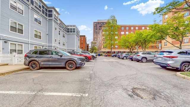 2 Douglass Park 5, Boston, MA 02118