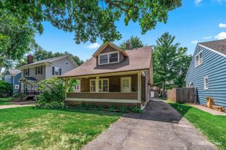 137 S FORDHAM Avenue, Aurora, IL 60506