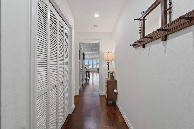 2710 SHOREWOOD DRIVE, Oshkosh, WI 54901