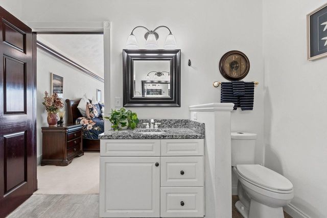 2710 SHOREWOOD DRIVE, Oshkosh, WI 54901