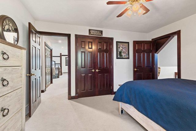 2710 SHOREWOOD DRIVE, Oshkosh, WI 54901