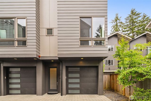 18355 3rd Avenue NE, Shoreline, WA 98155