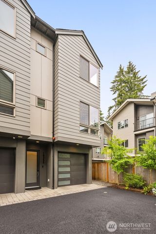18355 3rd Avenue NE, Shoreline, WA 98155