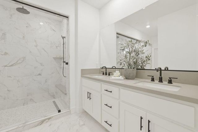 10296 Evangaline Way, Elk Grove, CA 95757
