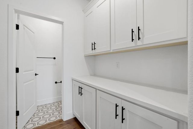 10296 Evangaline Way, Elk Grove, CA 95757