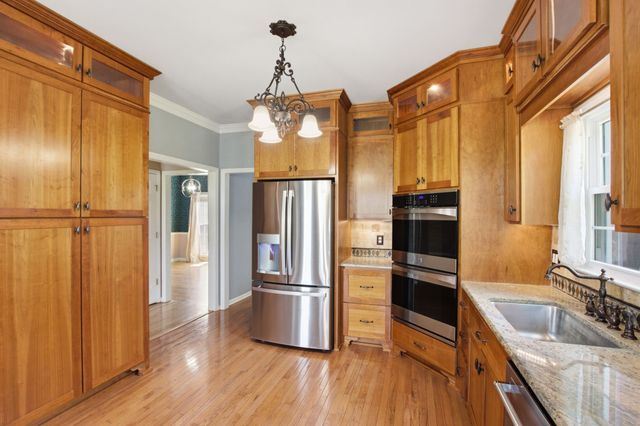 111 Black Hawk Way, Murfreesboro, TN 37127