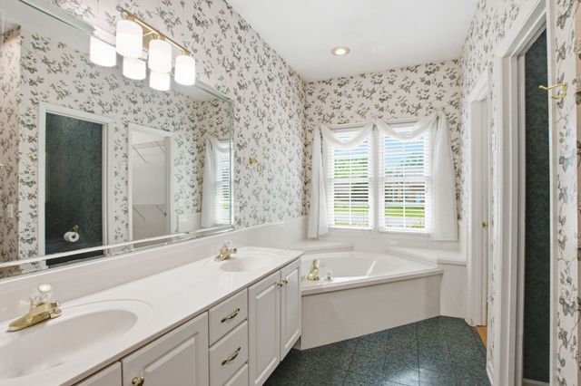 111 Black Hawk Way, Murfreesboro, TN 37127
