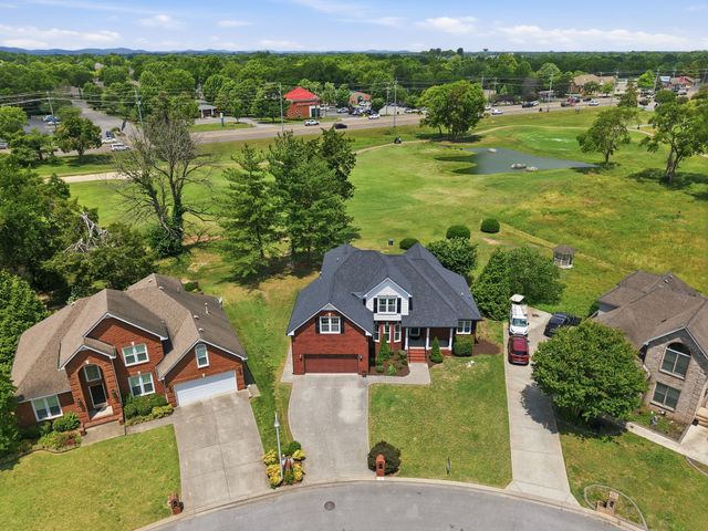 111 Black Hawk Way, Murfreesboro, TN 37127