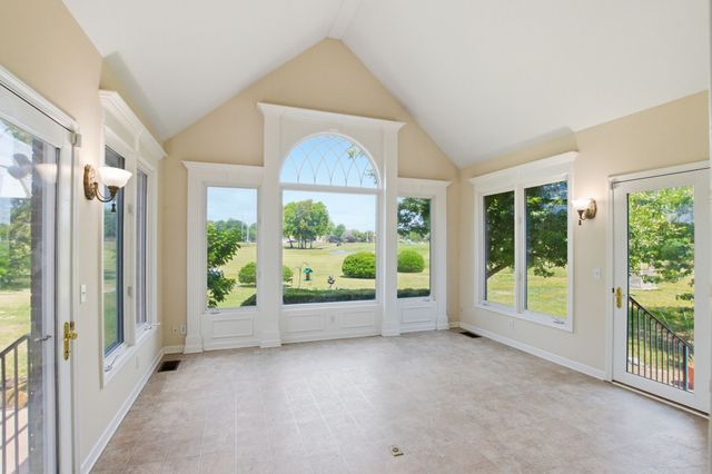 111 Black Hawk Way, Murfreesboro, TN 37127