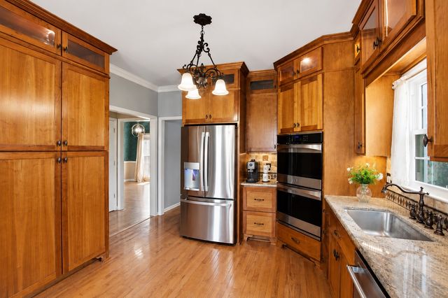 111 Black Hawk Way, Murfreesboro, TN 37127
