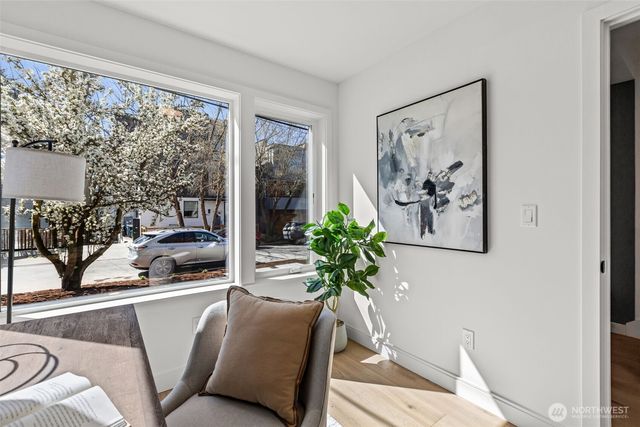 2218 A NW 62nd Street, Seattle, WA 98107