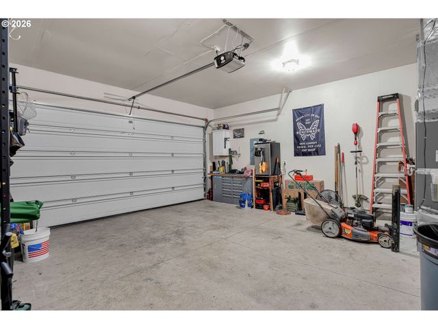 575 Ne CADEN Ct, Estacada, OR 97023